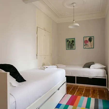 Altido Splendid 2br Flat In Bairro Alto, Nearby Luís De Camões Square *