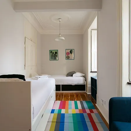 Altido Splendid 2br Flat In Bairro Alto, Nearby Luís De Camões Square *