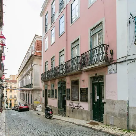 Joivy Splendid 2br Flat In Bairro Alto, Nearby Luis De Camoes Square Apartment