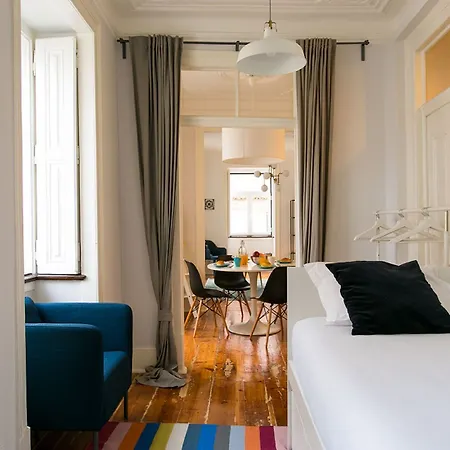 Joivy Splendid 2br Flat In Bairro Alto, Nearby Luis De Camoes Square