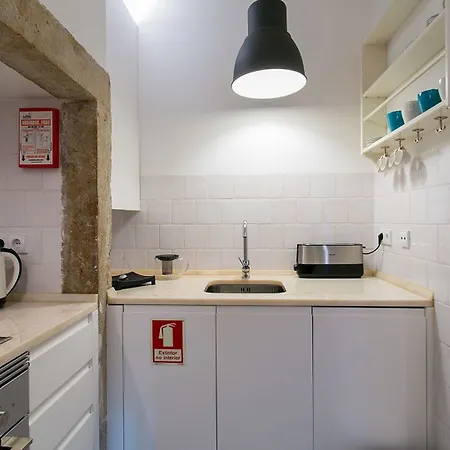 Joivy Splendid 2br Flat In Bairro Alto, Nearby Luis De Camoes Square Apartment