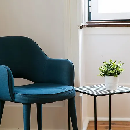 Joivy Splendid 2br Flat In Bairro Alto, Nearby Luis De Camoes Square * Lissabon